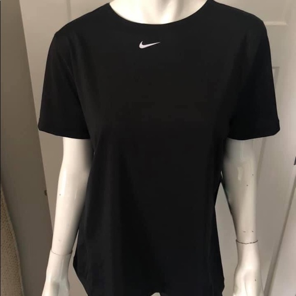 Nike Dri Fit T-shirt - Picture 1 of 4